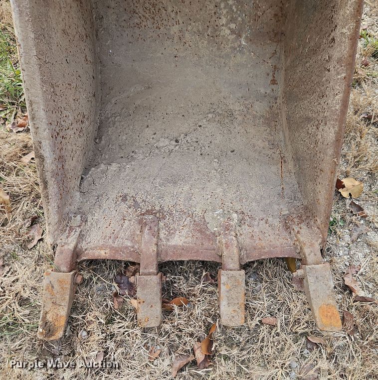image for item EI8726 Backhoe bucket