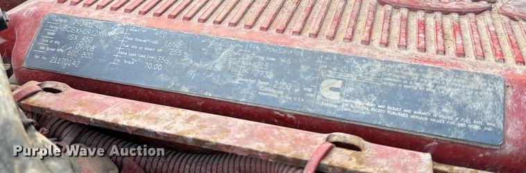 image for item EJ3228 2009 Volvo VN water truck