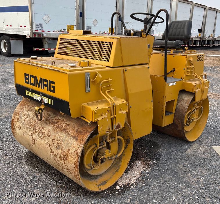 image for item EJ3267 Bomag BW120AD double drum vibratory roller