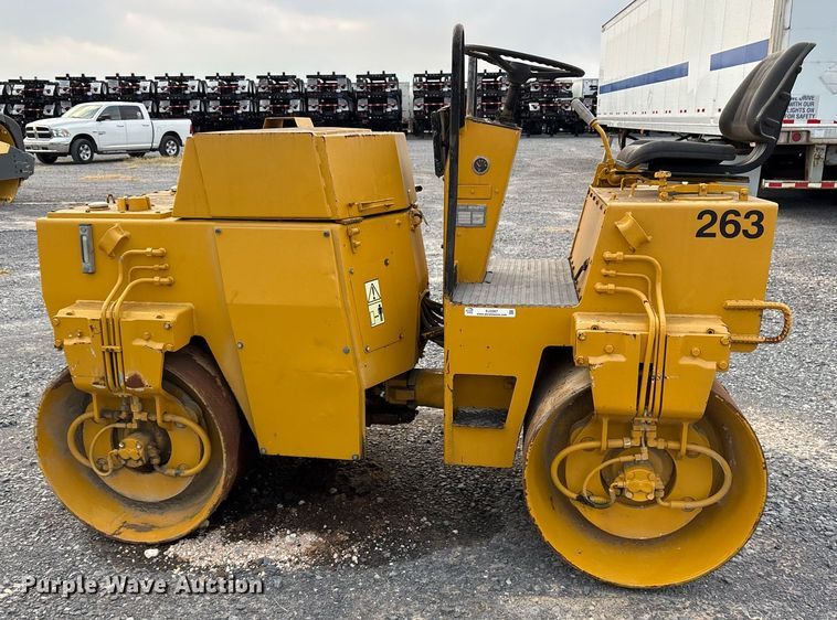 image for item EJ3267 Bomag BW120AD double drum vibratory roller