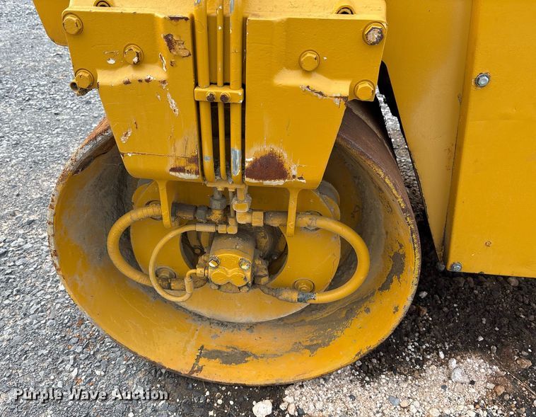 image for item EJ3267 Bomag BW120AD double drum vibratory roller