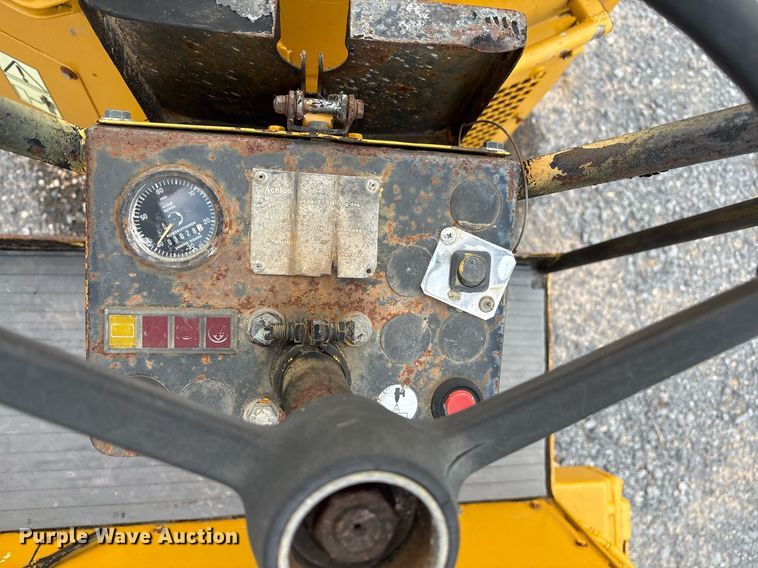 image for item EJ3267 Bomag BW120AD double drum vibratory roller