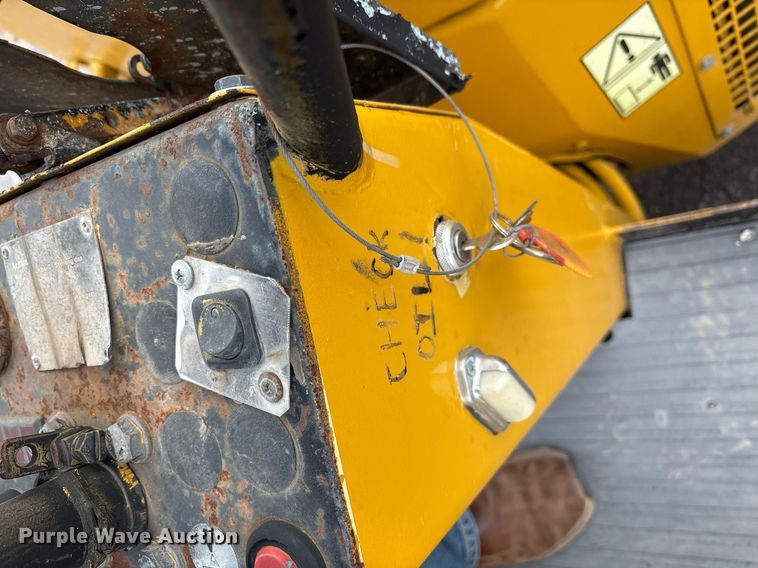 image for item EJ3267 Bomag BW120AD double drum vibratory roller