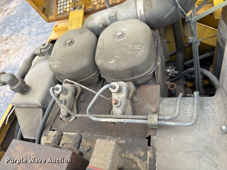 image for item EJ3267 Bomag BW120AD double drum vibratory roller