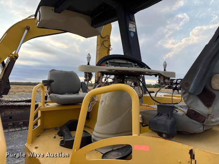 image for item EJ3268 Bomag BW284AD double drum vibratory roller