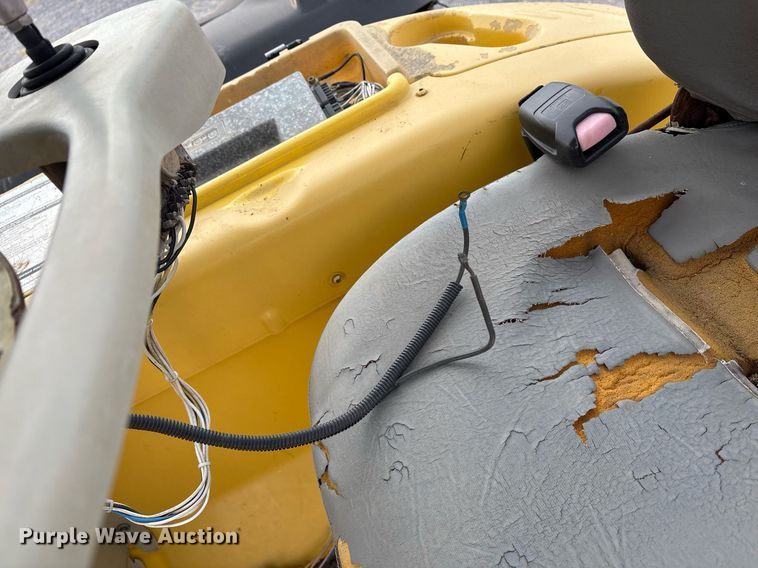 image for item EJ3268 Bomag BW284AD double drum vibratory roller