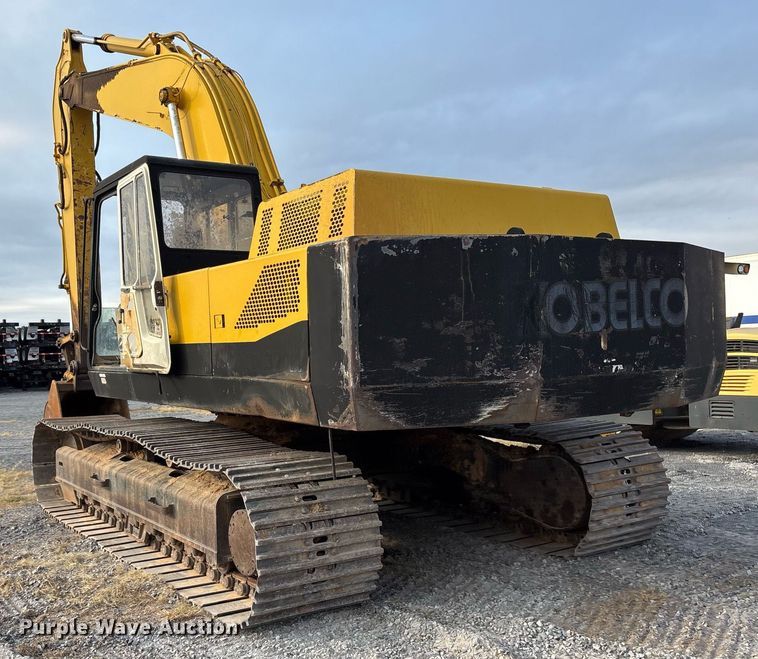 image for item EJ3269 Kobelco MD320BLC excavator