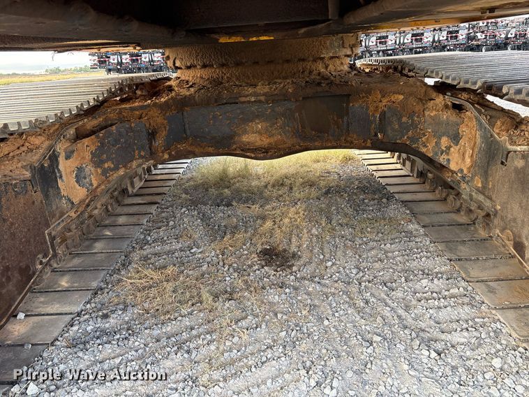 image for item EJ3269 Kobelco MD320BLC excavator