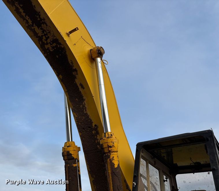 image for item EJ3269 Kobelco MD320BLC excavator