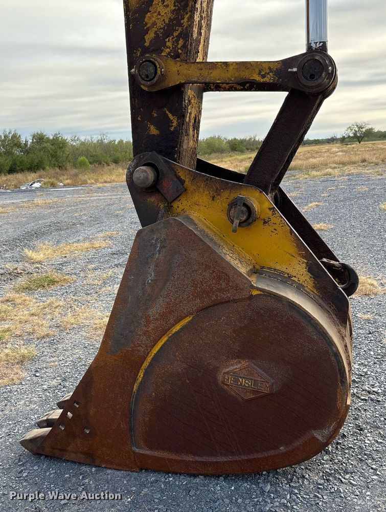 image for item EJ3269 Kobelco MD320BLC excavator