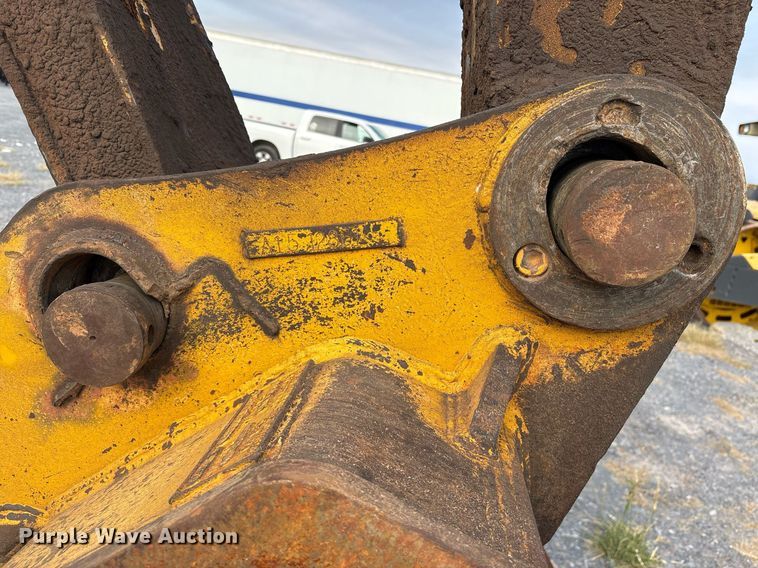 image for item EJ3269 Kobelco MD320BLC excavator