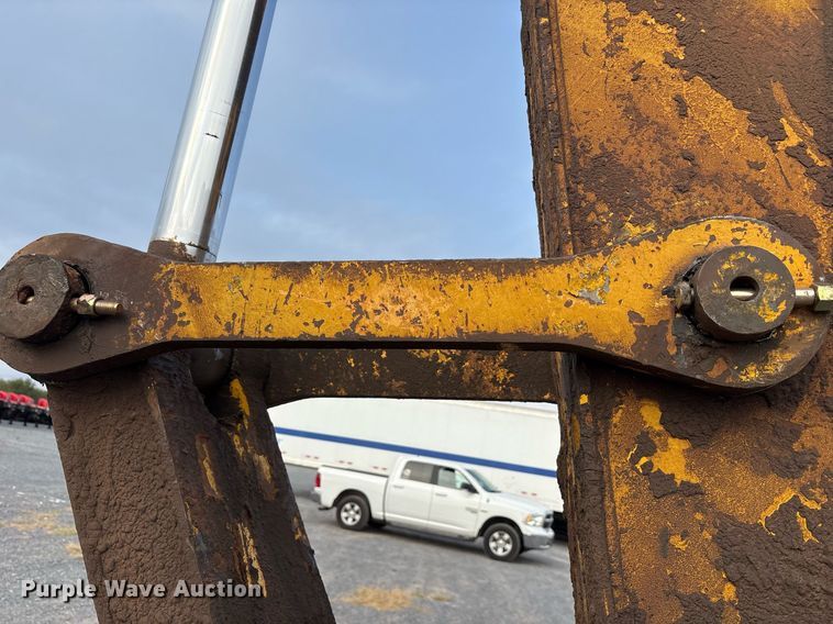 image for item EJ3269 Kobelco MD320BLC excavator