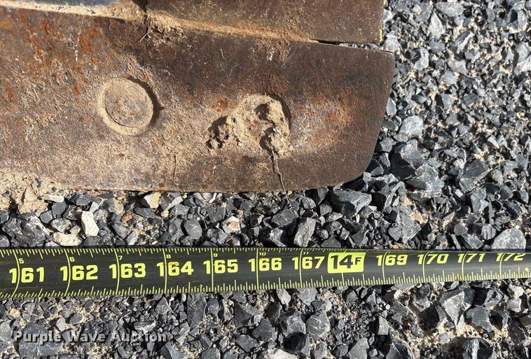 image for item EJ3271 1984 John Deere 770A motor grader