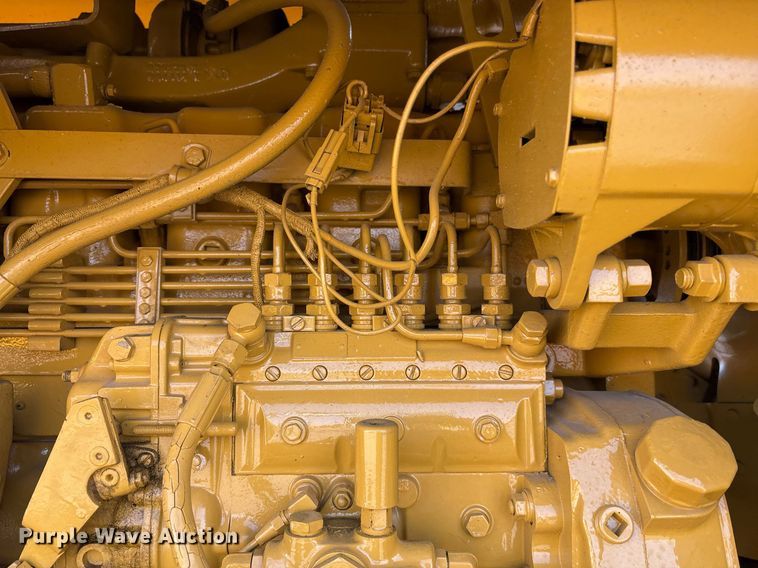 image for item EJ3271 1984 John Deere 770A motor grader