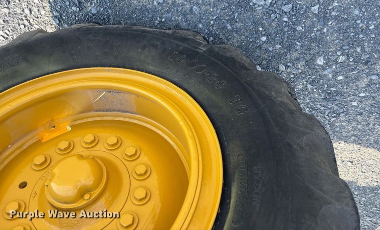 image for item EJ3271 1984 John Deere 770A motor grader