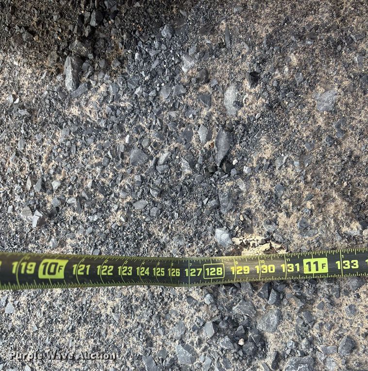 image for item EJ3271 1984 John Deere 770A motor grader