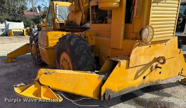 image for item EJ3280 Pettibone 16 MK crane