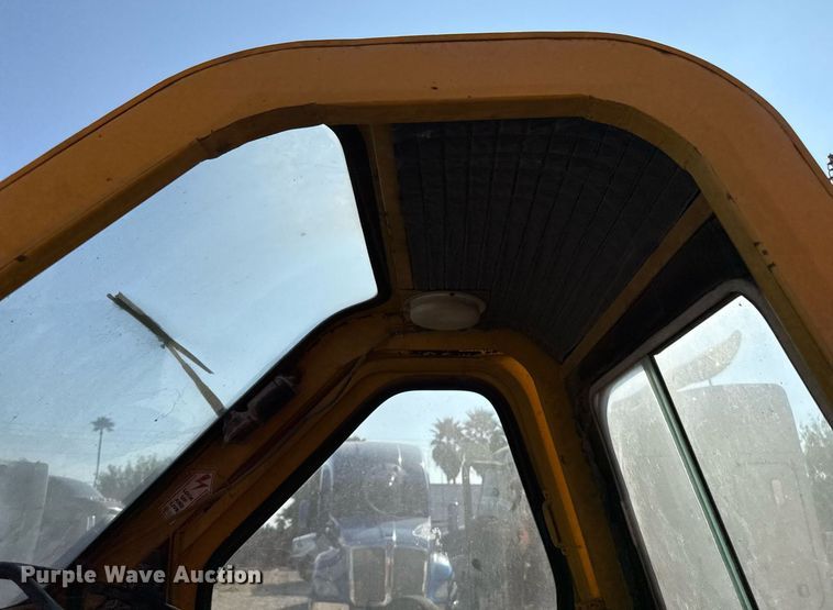 image for item EJ3280 Pettibone 16 MK crane