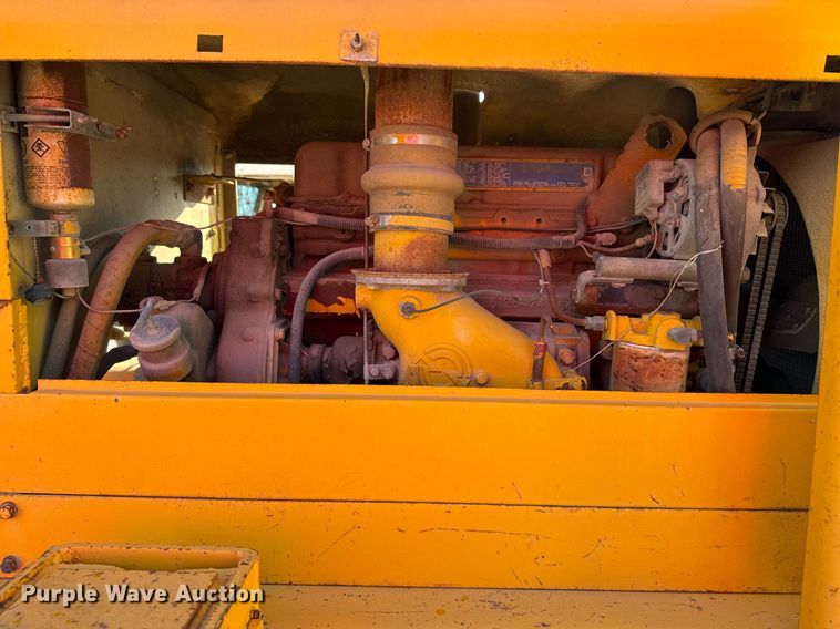 image for item EJ3280 Pettibone 16 MK crane