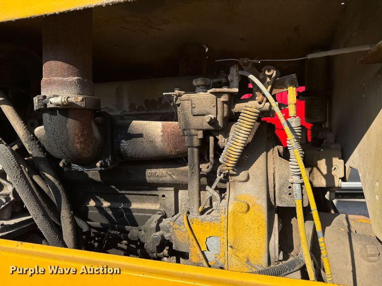 image for item EJ3280 Pettibone 16 MK crane