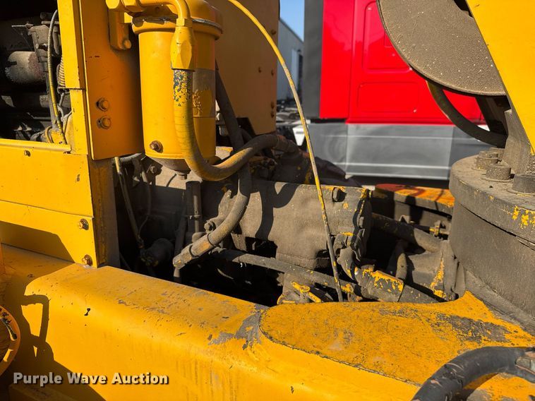 image for item EJ3280 Pettibone 16 MK crane