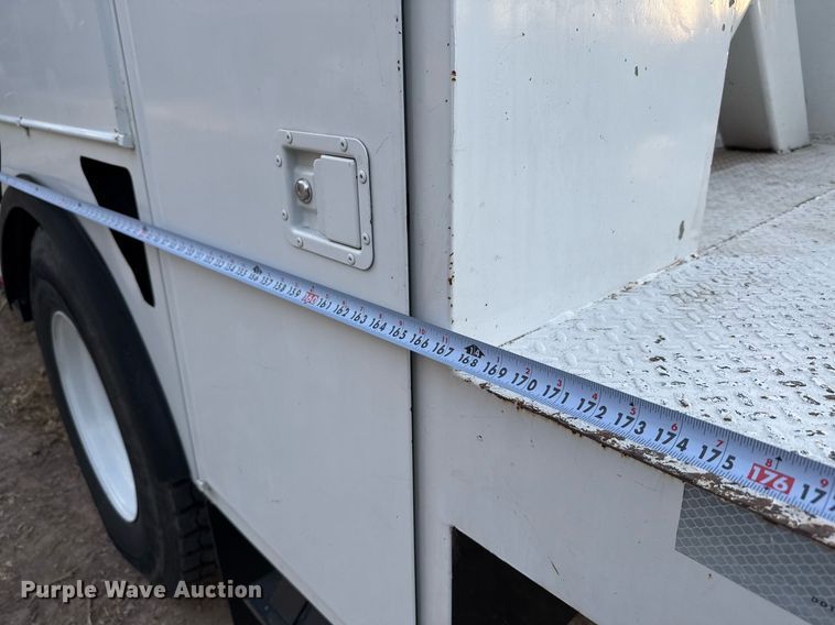 image for item EJ3309 2009 Ford F750 Super Duty bucket truck