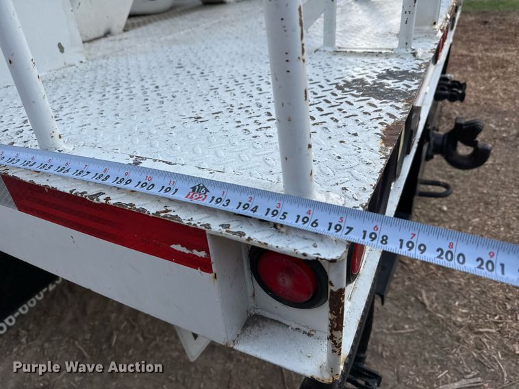 image for item EJ3309 2009 Ford F750 Super Duty bucket truck