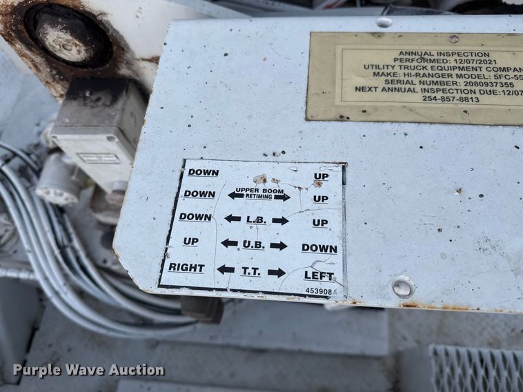 image for item EJ3309 2009 Ford F750 Super Duty bucket truck