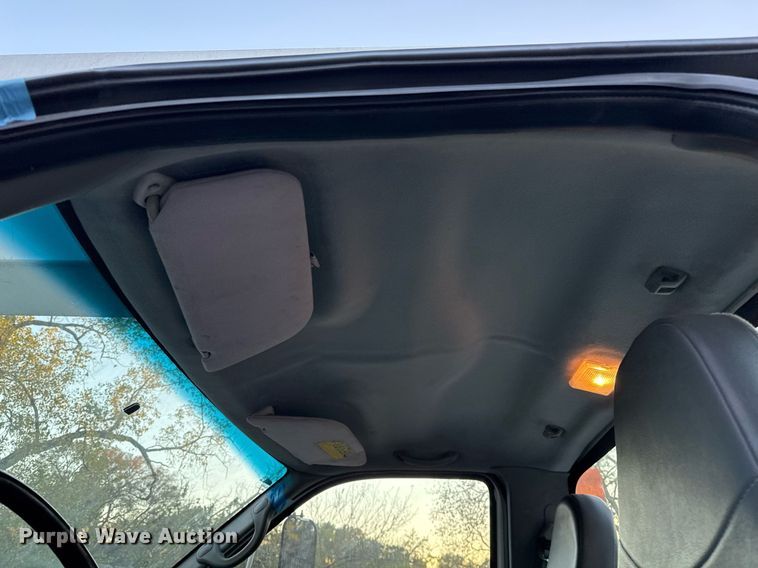 image for item EJ3309 2009 Ford F750 Super Duty bucket truck