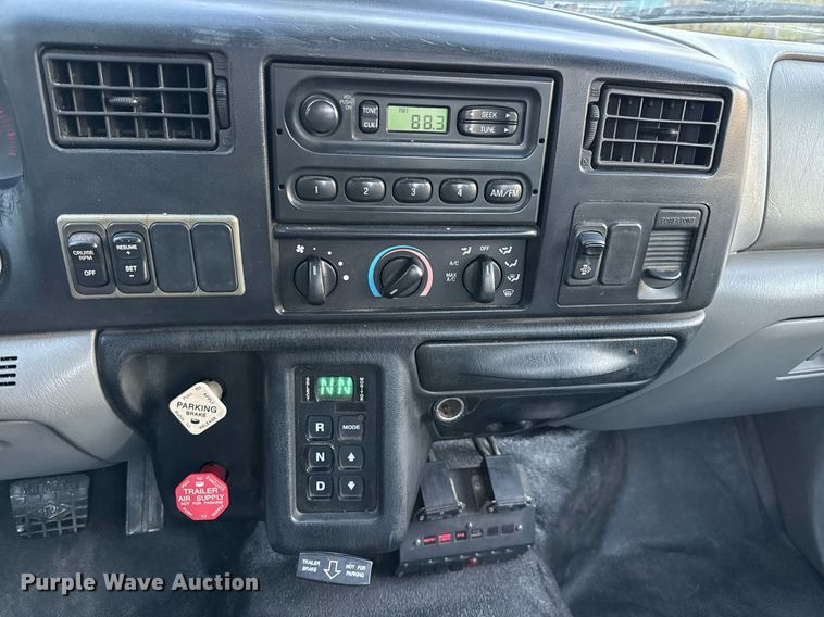 image for item EJ3309 2009 Ford F750 Super Duty bucket truck