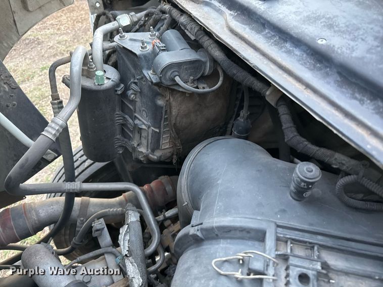 image for item EJ3309 2009 Ford F750 Super Duty bucket truck