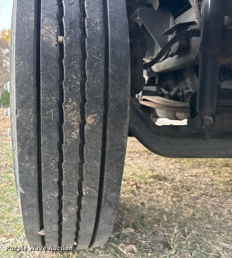 image for item EJ3309 2009 Ford F750 Super Duty bucket truck