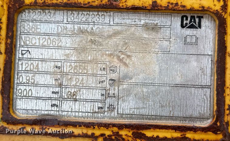 image for item EJ3311 Caterpillar excavator bucket