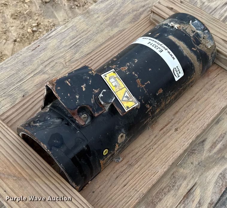 image for item EJ3314 Caterpillar 297-9250 track tensioner