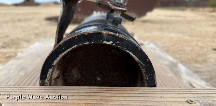 image for item EJ3314 Caterpillar 297-9250 track tensioner