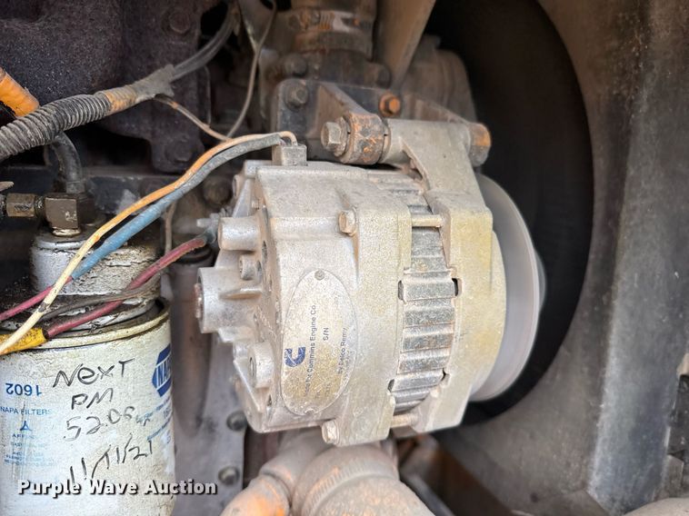 image for item EJ3320 2002 LeeBoy 685 motor grader