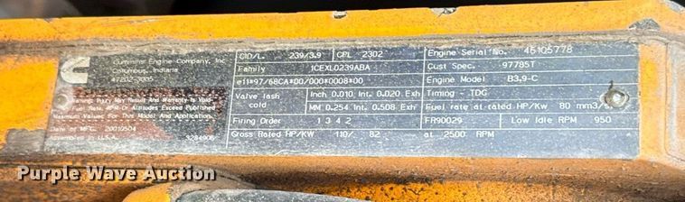 image for item EJ3320 2002 LeeBoy 685 motor grader