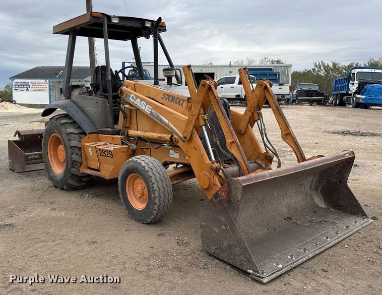 image for item EJ3323 2005 Case 570MXT industrial tractor
