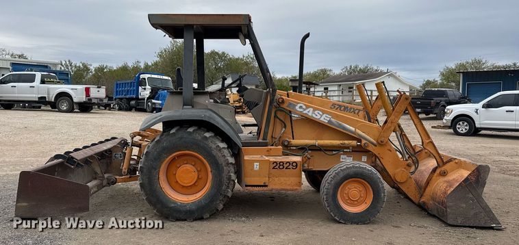 image for item EJ3323 2005 Case 570MXT industrial tractor