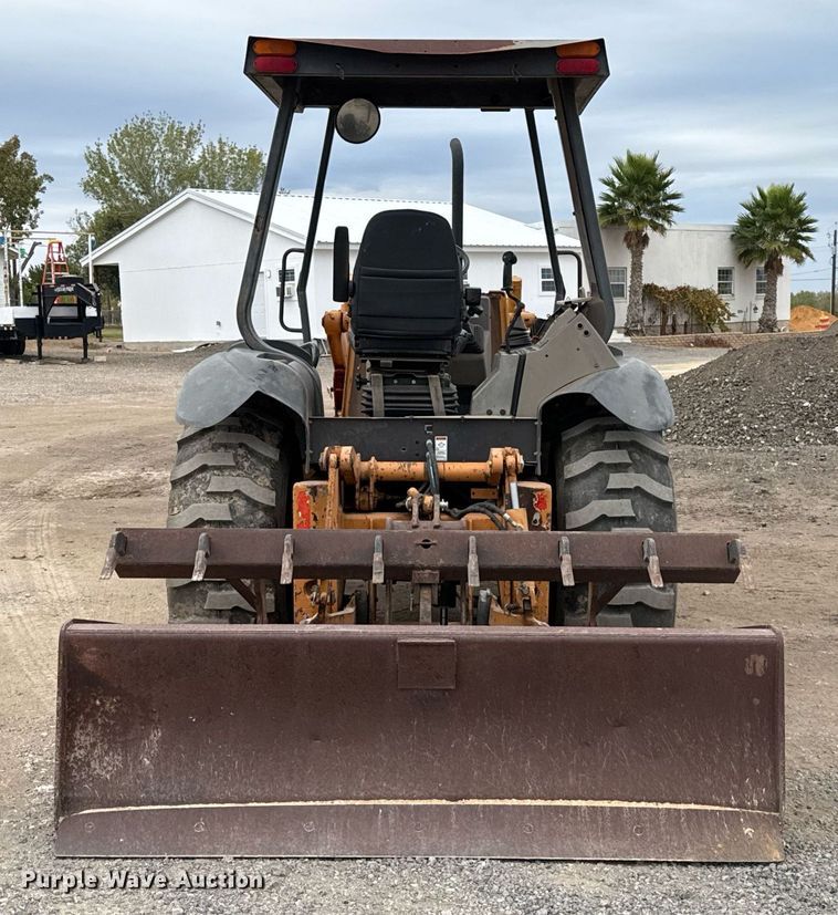 image for item EJ3323 2005 Case 570MXT industrial tractor