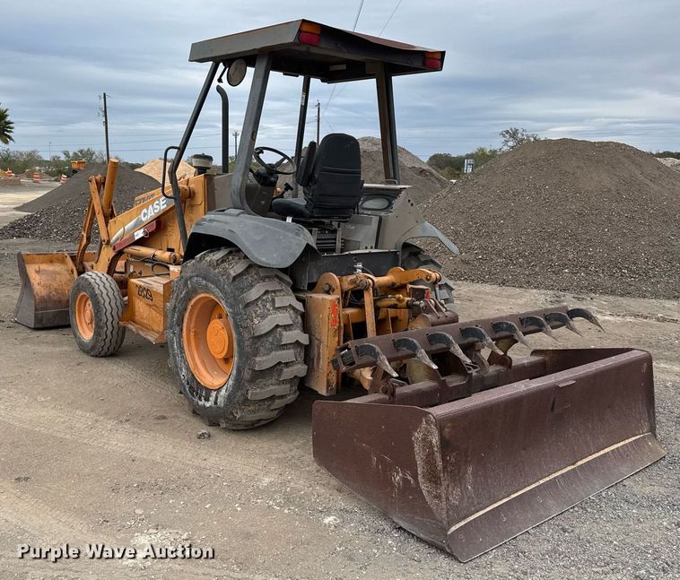 image for item EJ3323 2005 Case 570MXT industrial tractor