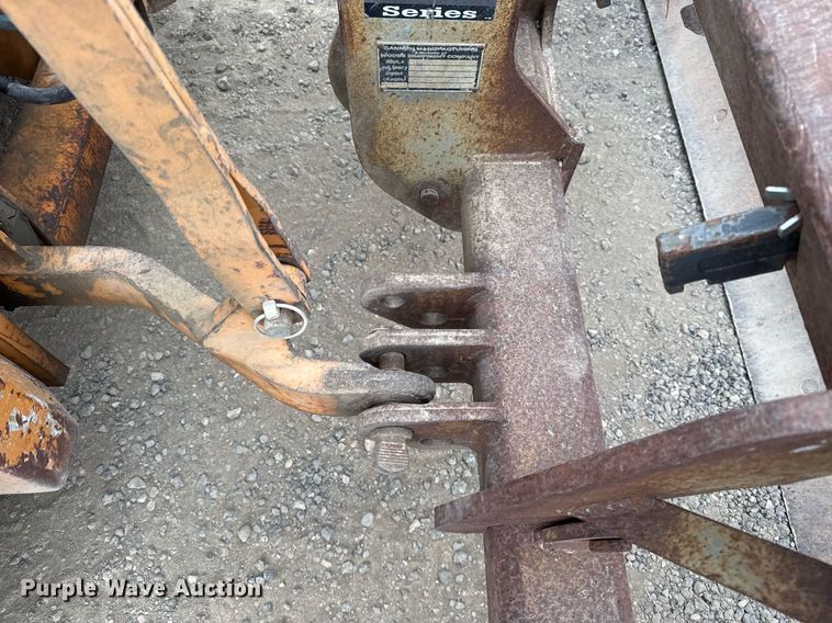 image for item EJ3323 2005 Case 570MXT industrial tractor