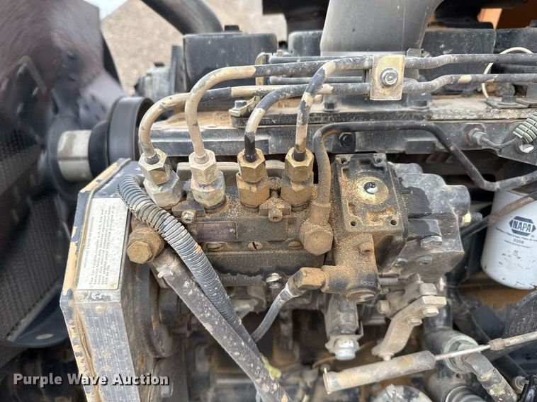 image for item EJ3323 2005 Case 570MXT industrial tractor