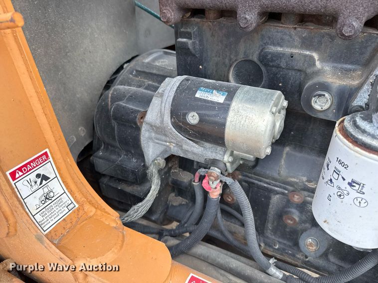 image for item EJ3323 2005 Case 570MXT industrial tractor