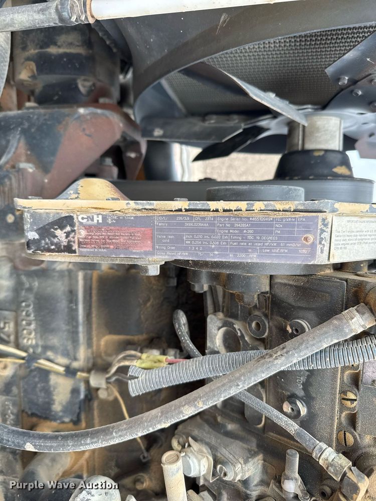 image for item EJ3323 2005 Case 570MXT industrial tractor