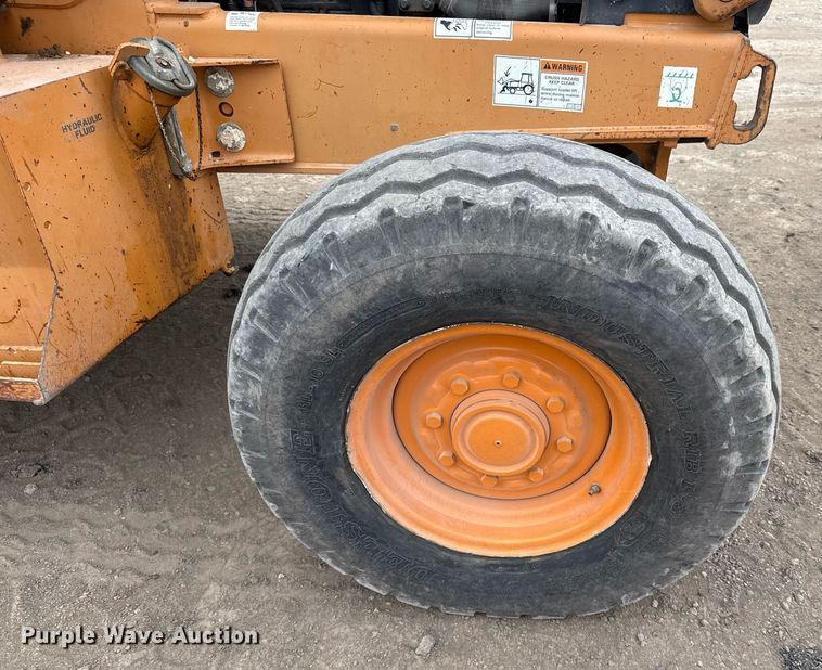 image for item EJ3323 2005 Case 570MXT industrial tractor