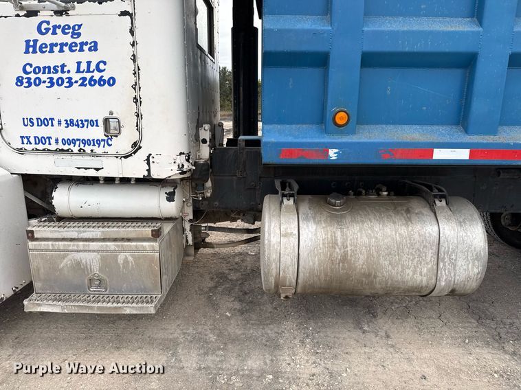 image for item EJ3324 1994 Peterbilt 377 dump truck