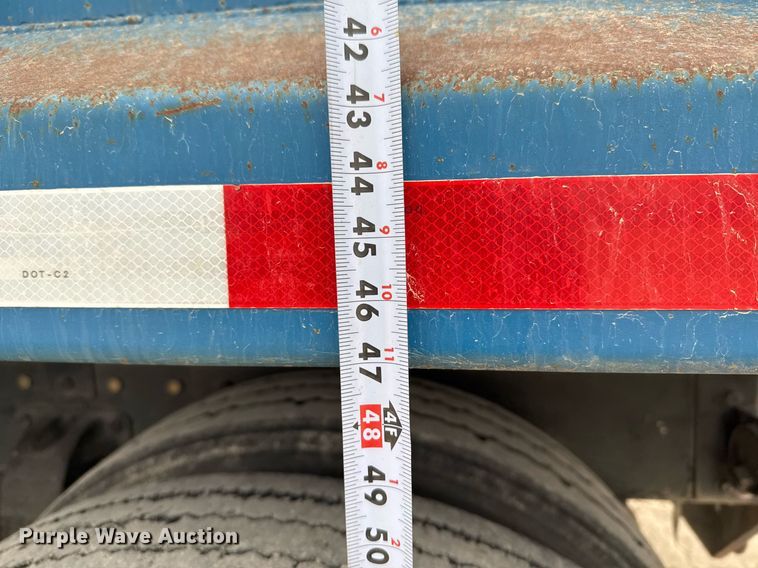 image for item EJ3324 1994 Peterbilt 377 dump truck