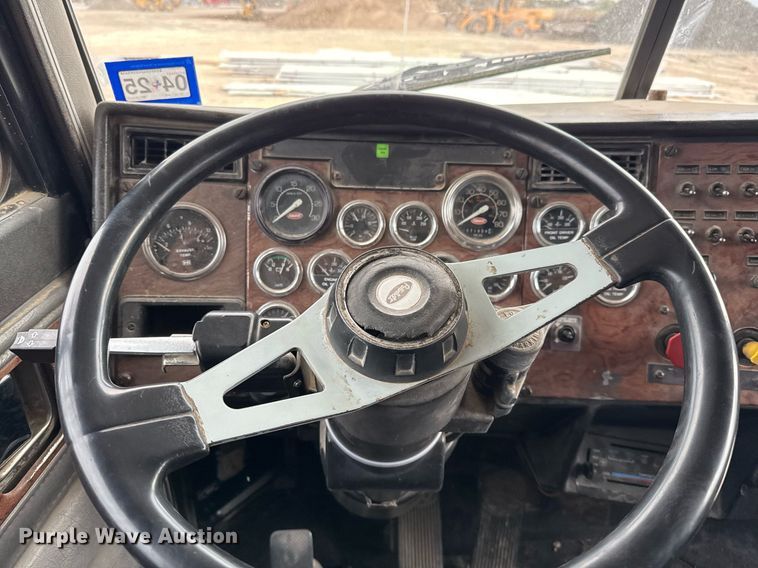 image for item EJ3324 1994 Peterbilt 377 dump truck