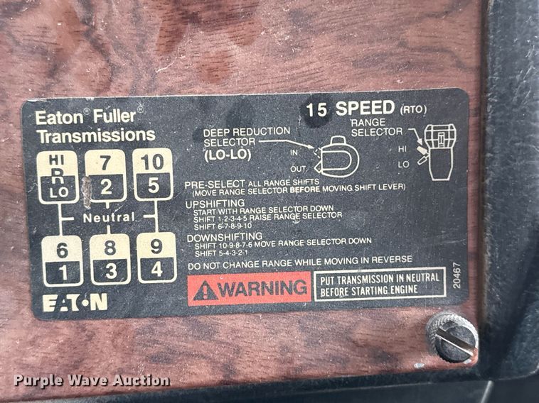 image for item EJ3324 1994 Peterbilt 377 dump truck